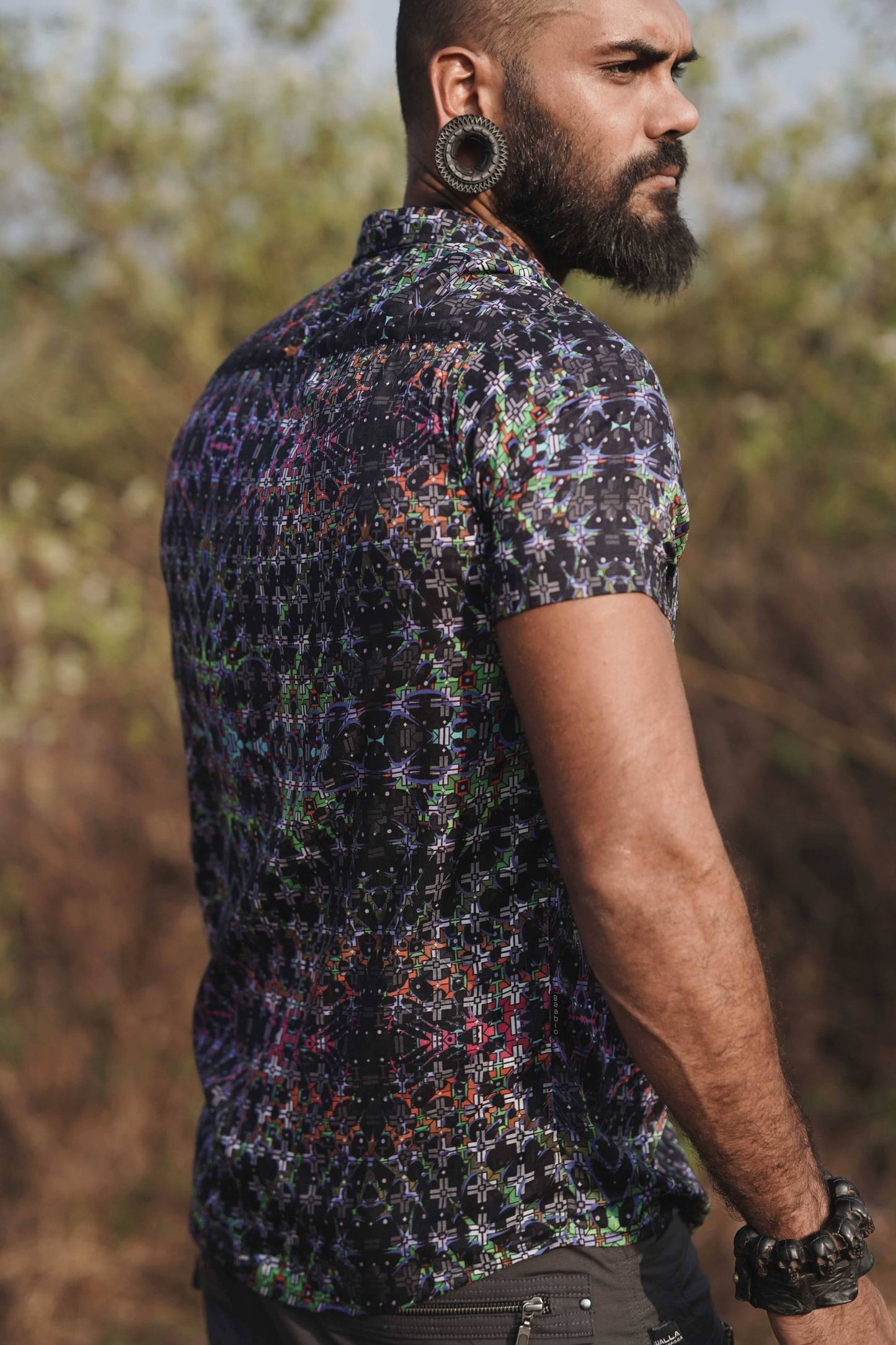 EQUILIBRIUM v2 psychedelic bamboo shirt for men with fractal pattern – back view