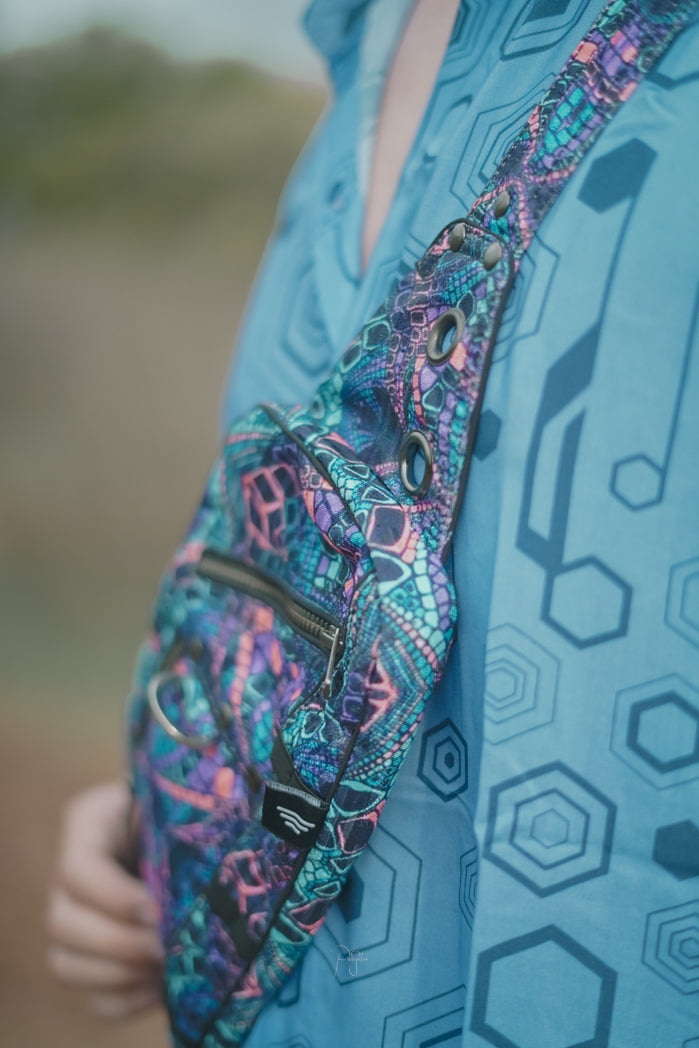 KALEIDOSCOPE Fractal Crossbody Bag – Psychedelic Festival Sling Bag