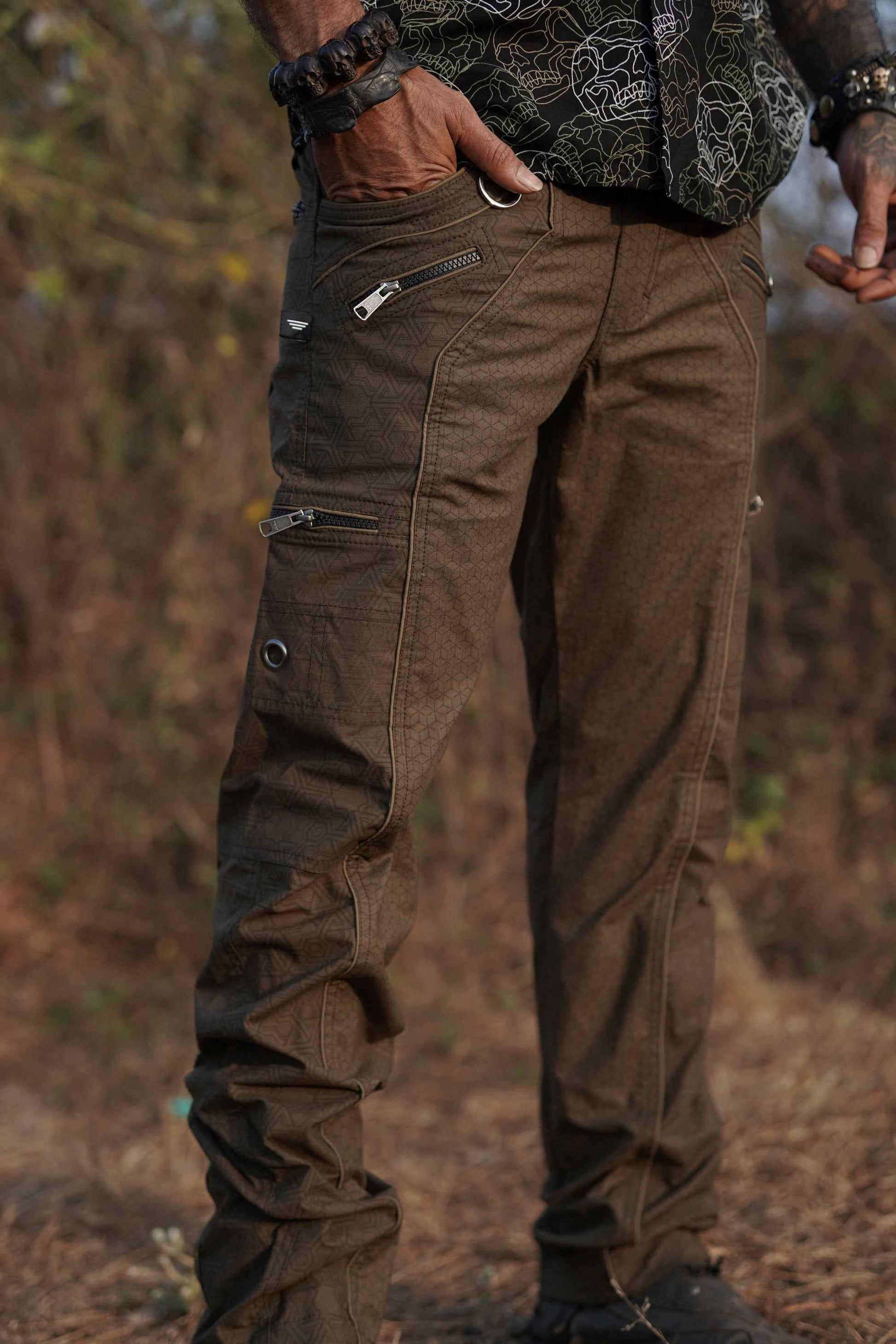 Pythagoras Abstract - Black NY Men's Multi Pocketed Cargo Pants
